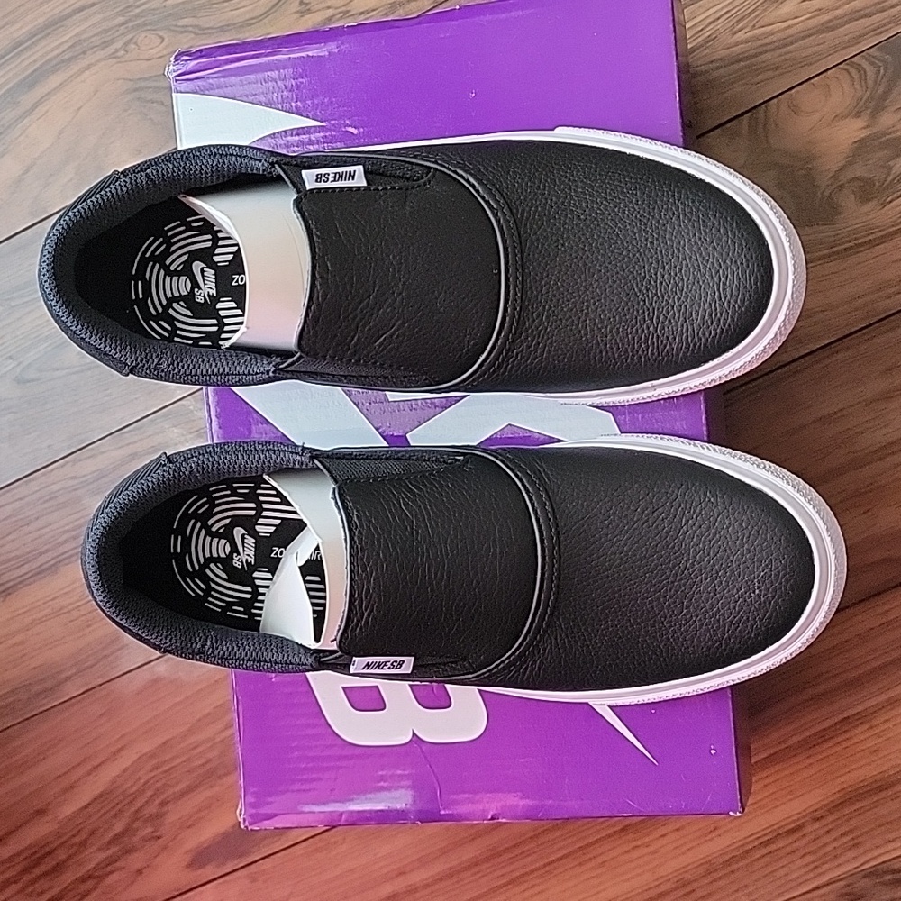 Nike SB Zoom Verona Slipon Shoes